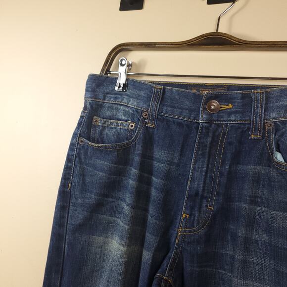 American Rag Dark Wash Distressed Straight Leg Jeans Size 30x30 - Picture 4 of 8